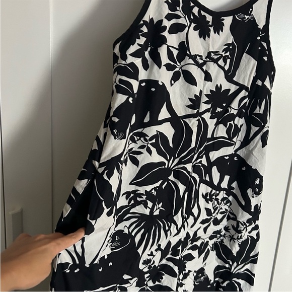 Maeve Anthropologie Chrysanthemum Jumpsuit Black Tropical Print Wide Leg Crop S - Picture 13 of 15